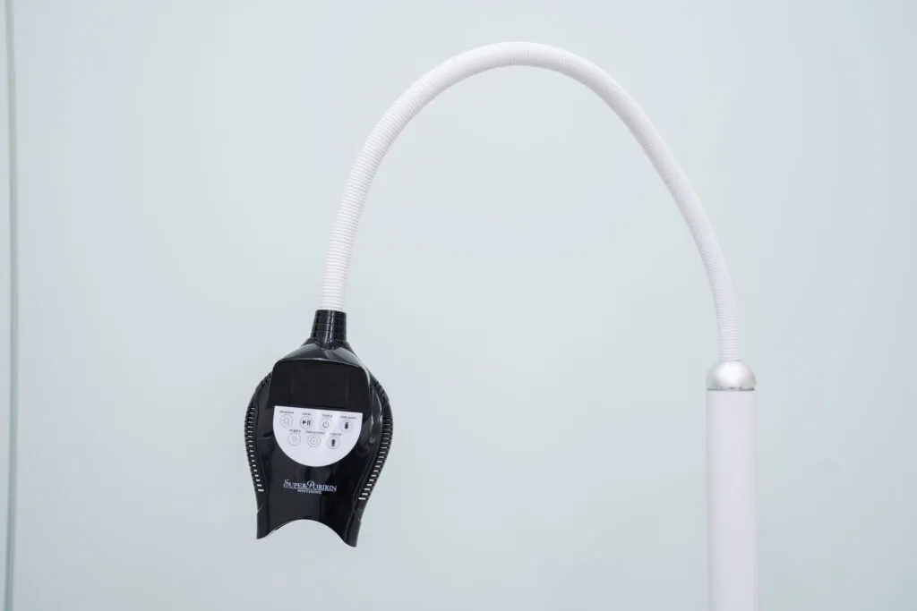 オフィスホワイトニング機器